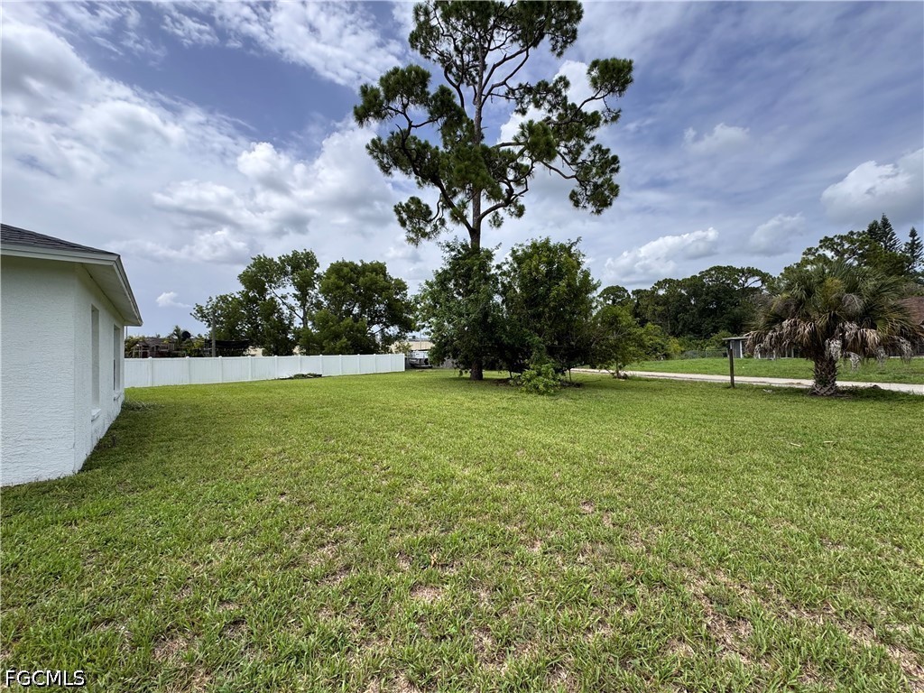 15627 Spring Line Lane Fort Myers, FL 33905 - Photo 23 of 29