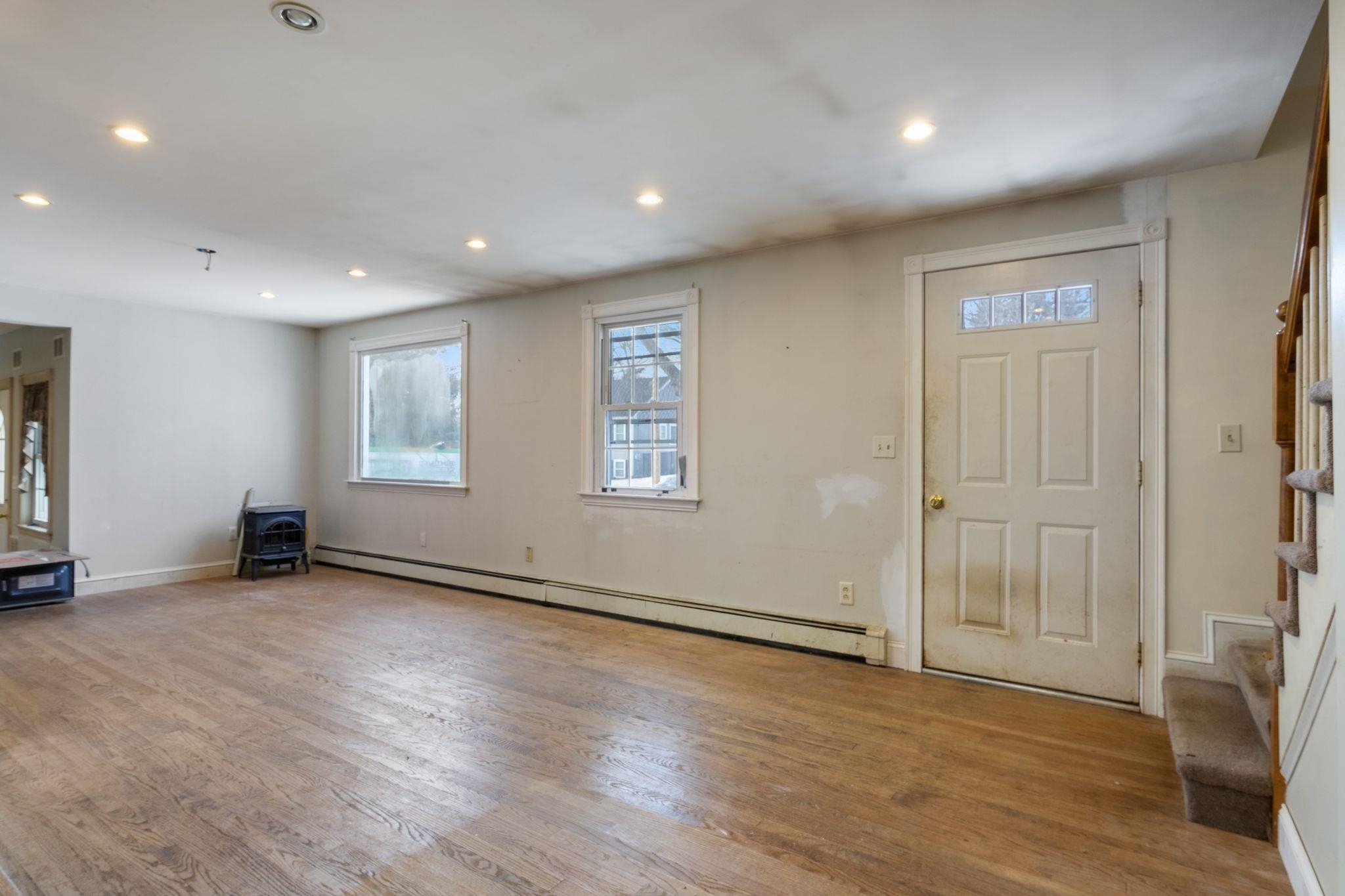 12 Nola Avenue Rochester, NH 03867 - Photo 3 of 30 Gallery Image 3