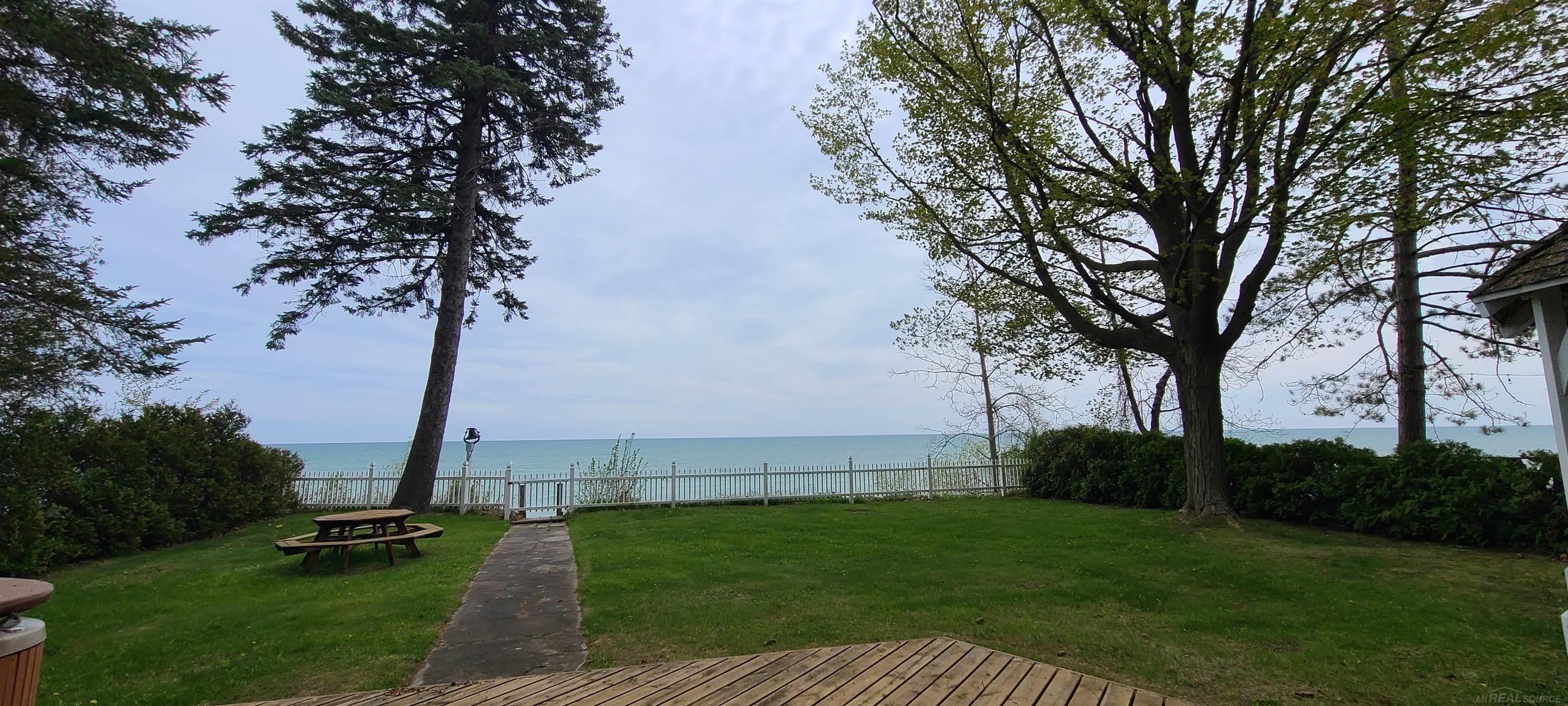 6603 Lakeshore Road Lexington, MI 48450 - Photo 9 of 50 50109091-8.JPG