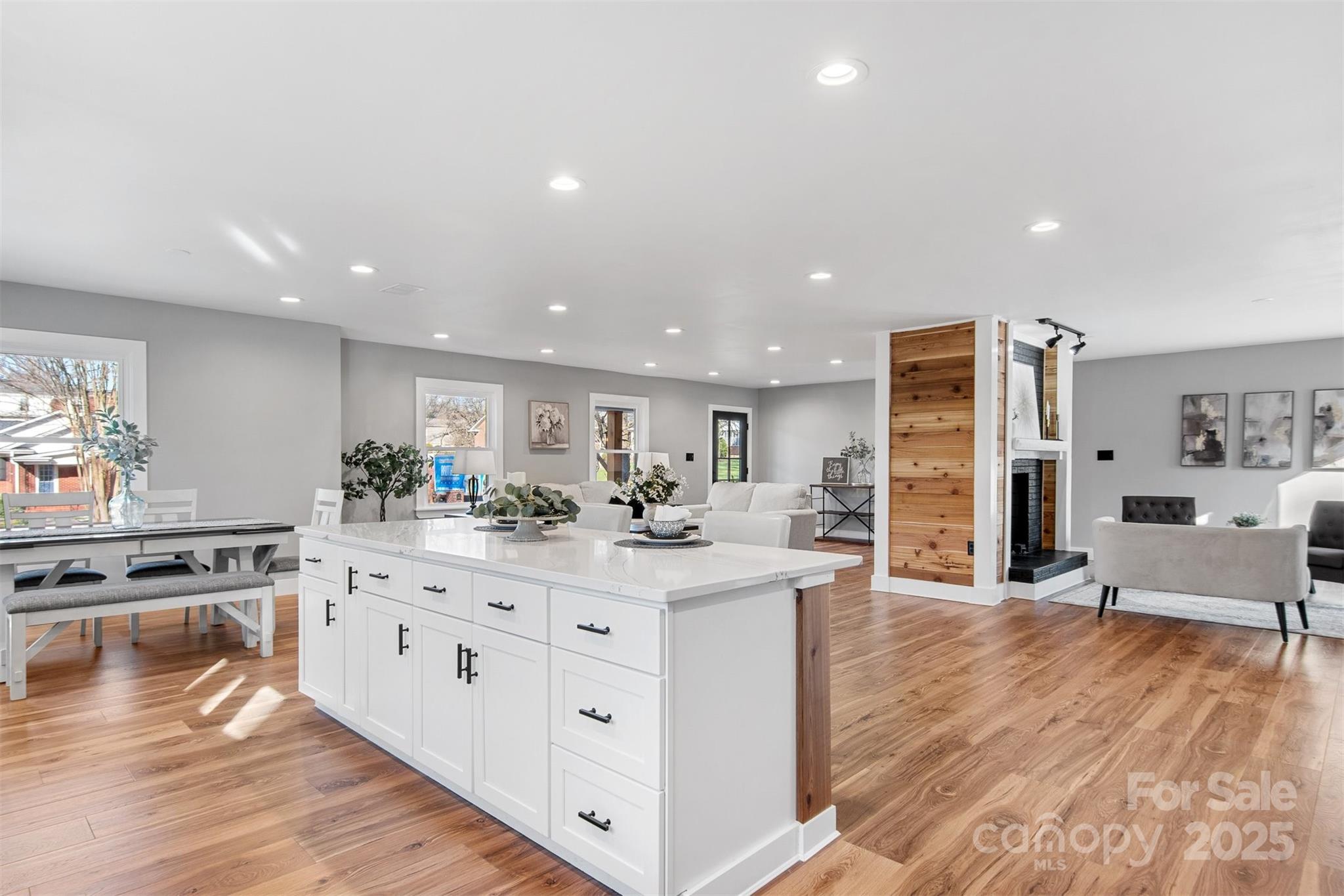 1206 9th Street Northwest Hickory, NC 28601 - Photo 12 of 36