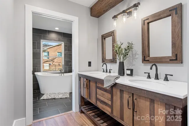 $649,000 | 1206 9th Street Northwest, Hickory, NC 28601