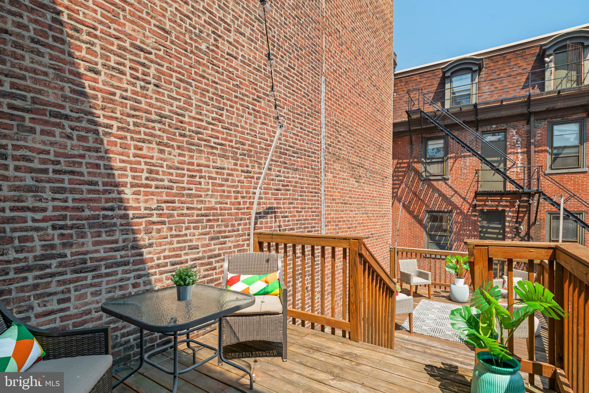 2049 Walnut Street, Unit 2R Philadelphia, PA 19103 - Photo 11 of 24