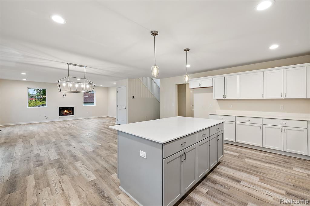 2829 Walsh Drive Rochester Hills, MI 48309 - Photo 16 of 40