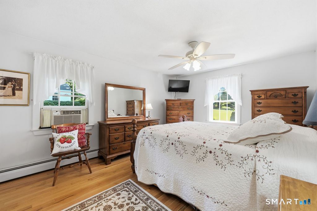 1451 Neipsic Road Glastonbury, CT 06033 - Photo 15 of 37
