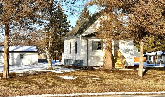 $349,900 | 2702 Springbrook Road, Kenosha, WI 53143