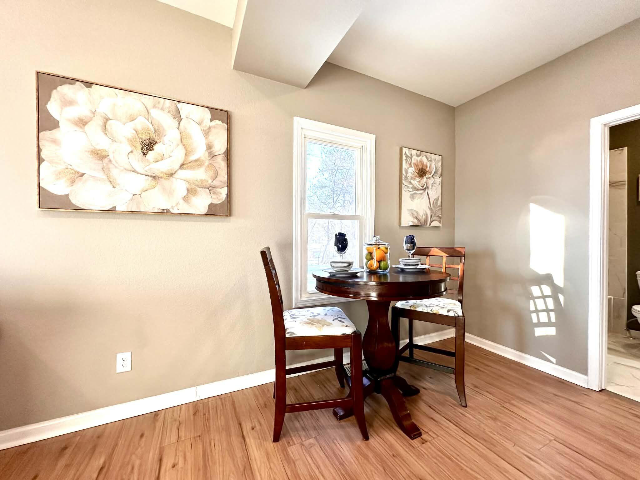 2702 Springbrook Road Pleasant Prairie, WI 53143 - Photo 8 of 14 2702 Springbrook rd dining area