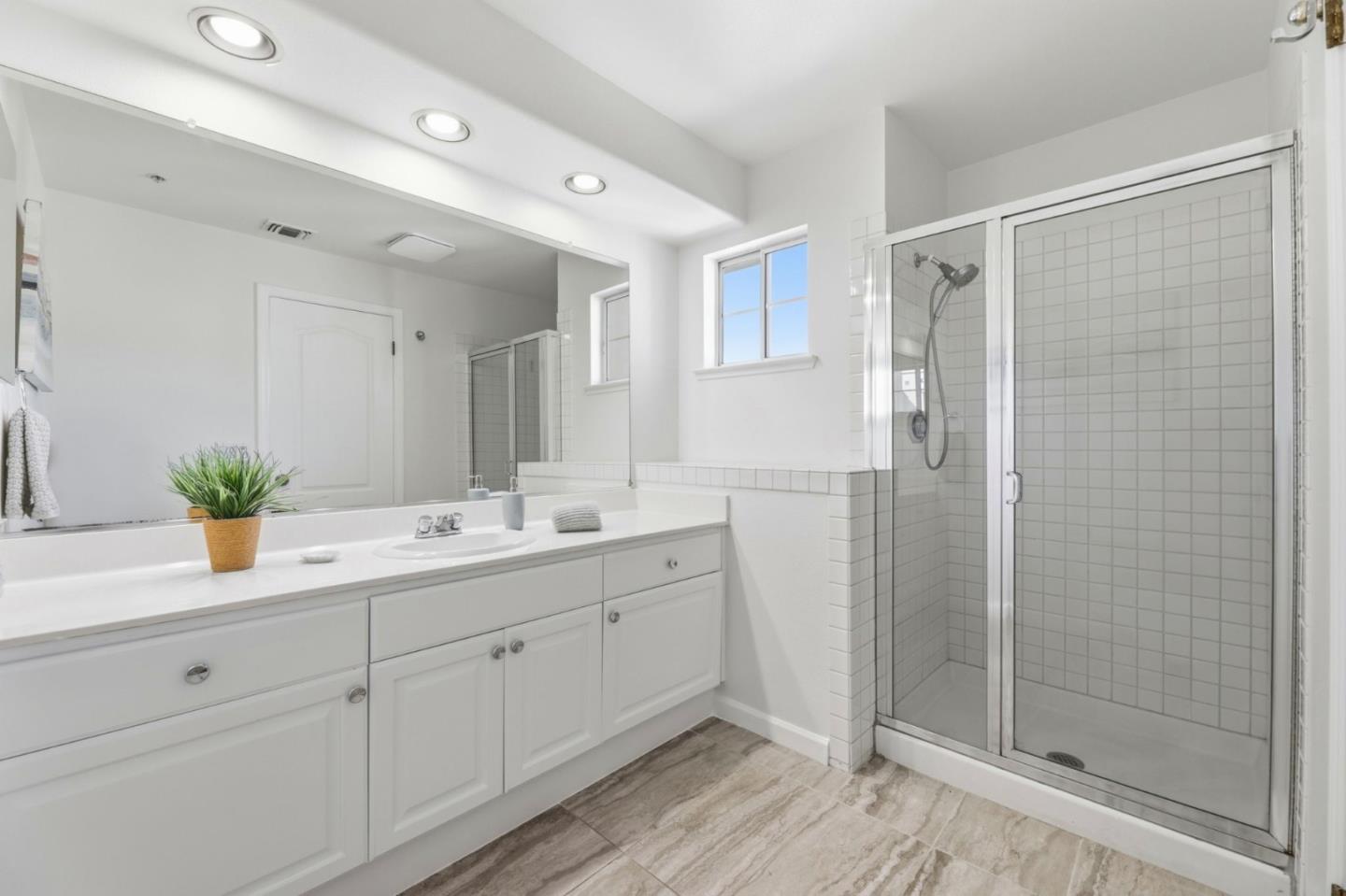 992 Alpine Terrace, Unit 6 Sunnyvale, CA 94086 - Photo 24 of 37