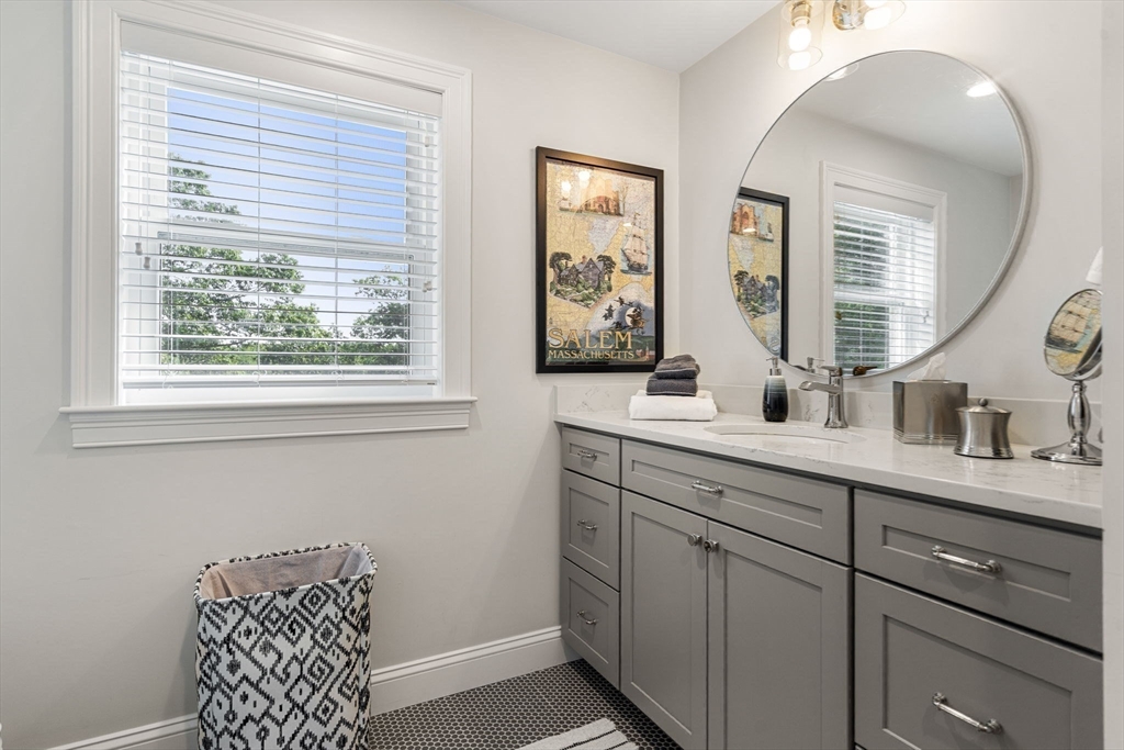 11 Woodlands Road Salem, MA 01970 - Photo 22 of 34 Gallery Image 22
