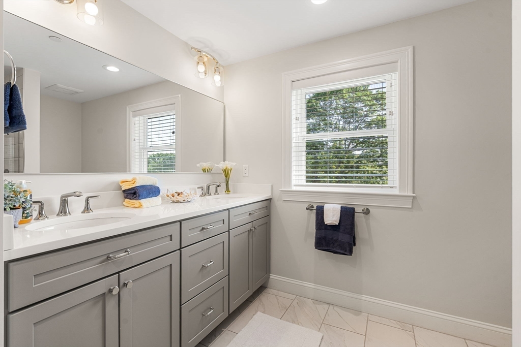 11 Woodlands Road Salem, MA 01970 - Photo 25 of 34 Gallery Image 25