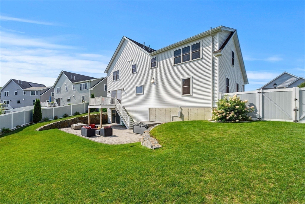 11 Woodlands Road Salem, MA 01970 - Photo 31 of 34 Gallery Image 31