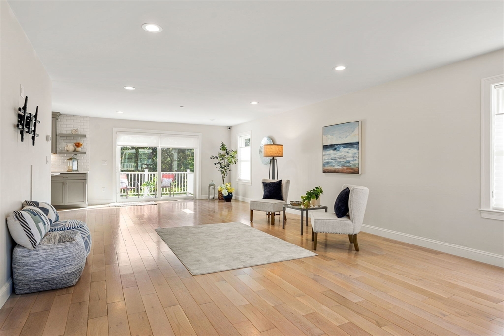 11 Woodlands Road Salem, MA 01970 - Photo 5 of 34 Gallery Image 5