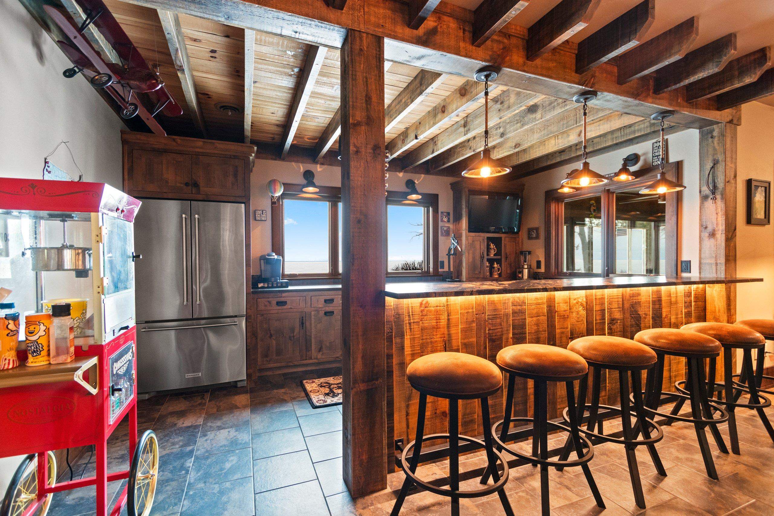 5229 Edgewater Beach Road Green Bay, WI 54311 - Photo 46 of 89