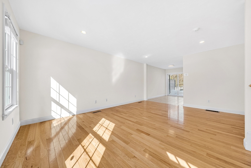 132 Howe Street, Unit B Natick, MA 01760 - Photo 3 of 31 Gallery Image 3