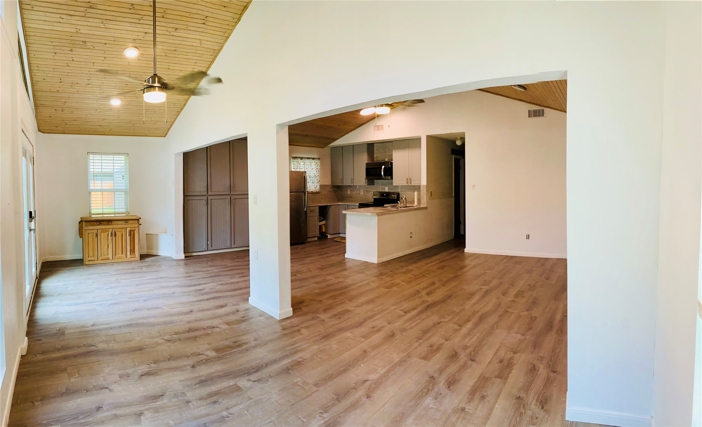 28624 Rantoul Court Point Blank, TX 77364 - Photo 7 of 29