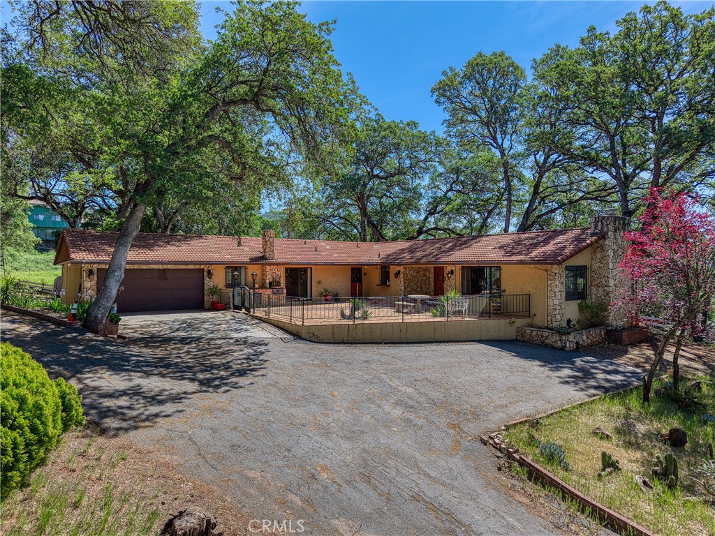 9196 Upper Lake Lucerne Road Upper Lake, CA 95485 - Photo 4 of 75