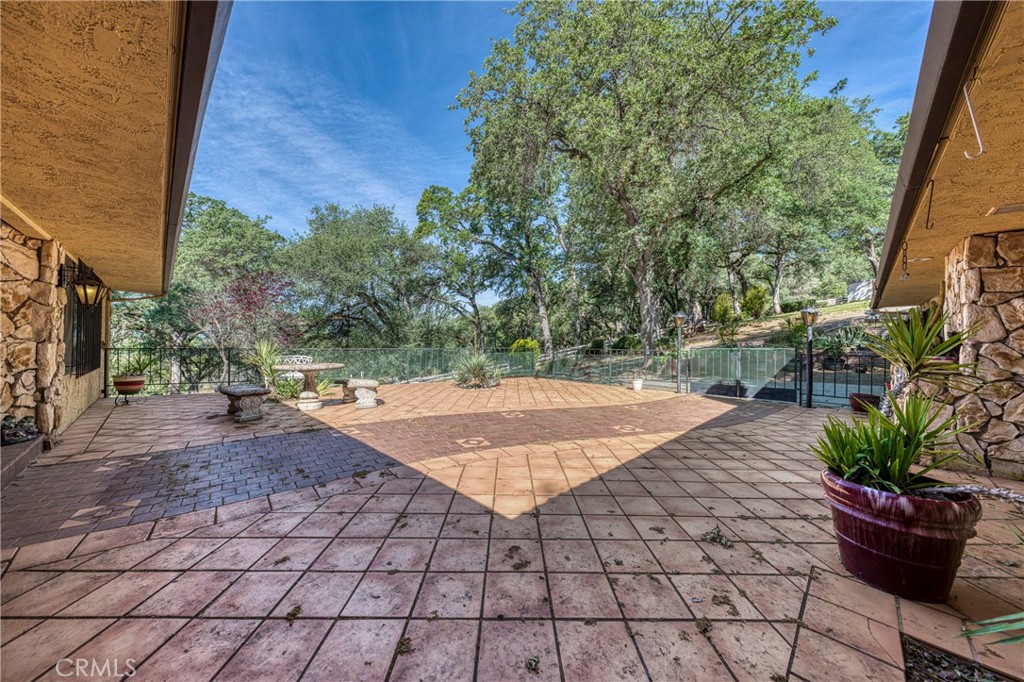9196 Upper Lake Lucerne Road Upper Lake, CA 95485 - Photo 61 of 75