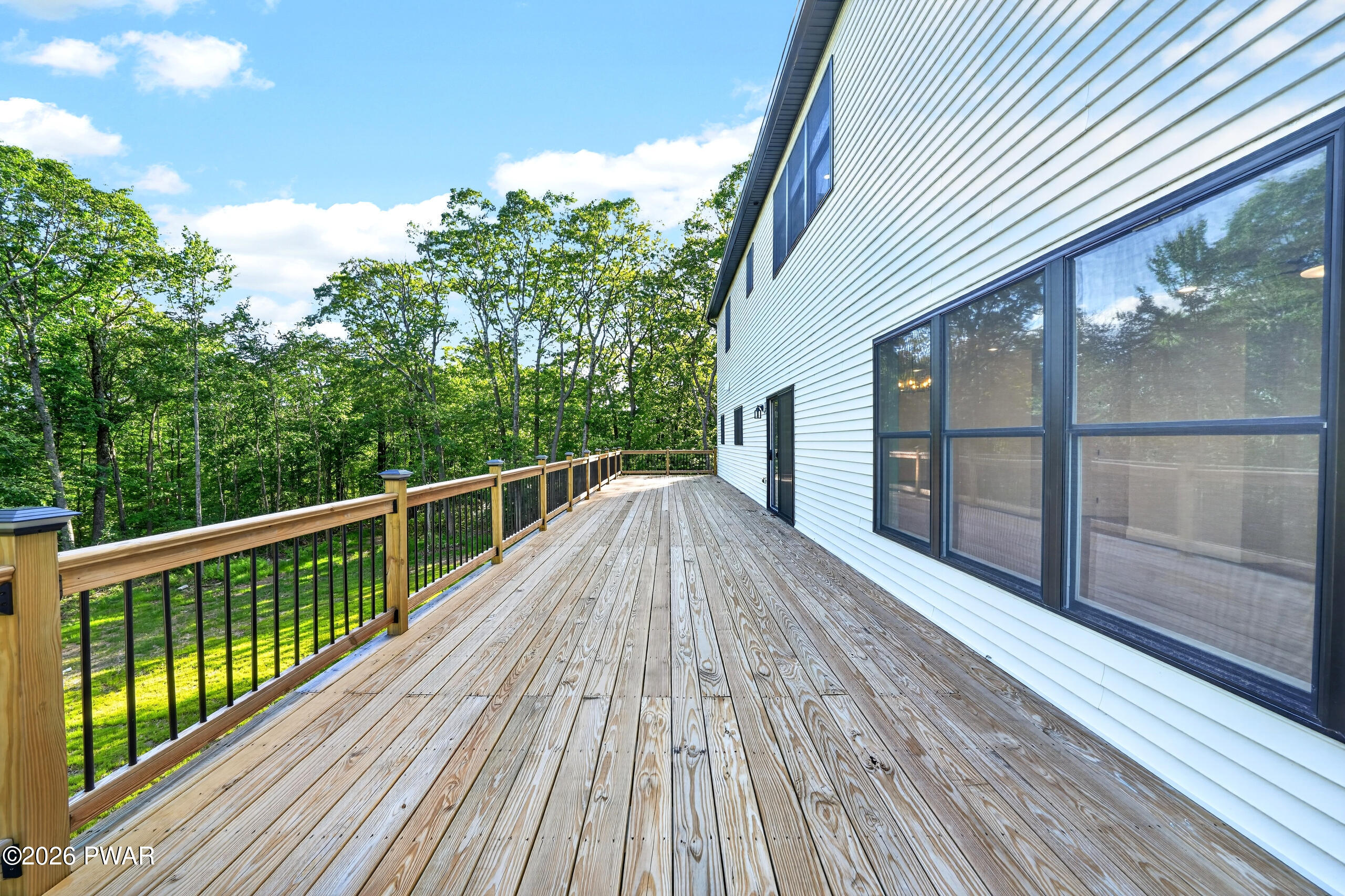 99 Woodland Drive Lake Ariel, PA 18436 - Photo 2 of 57