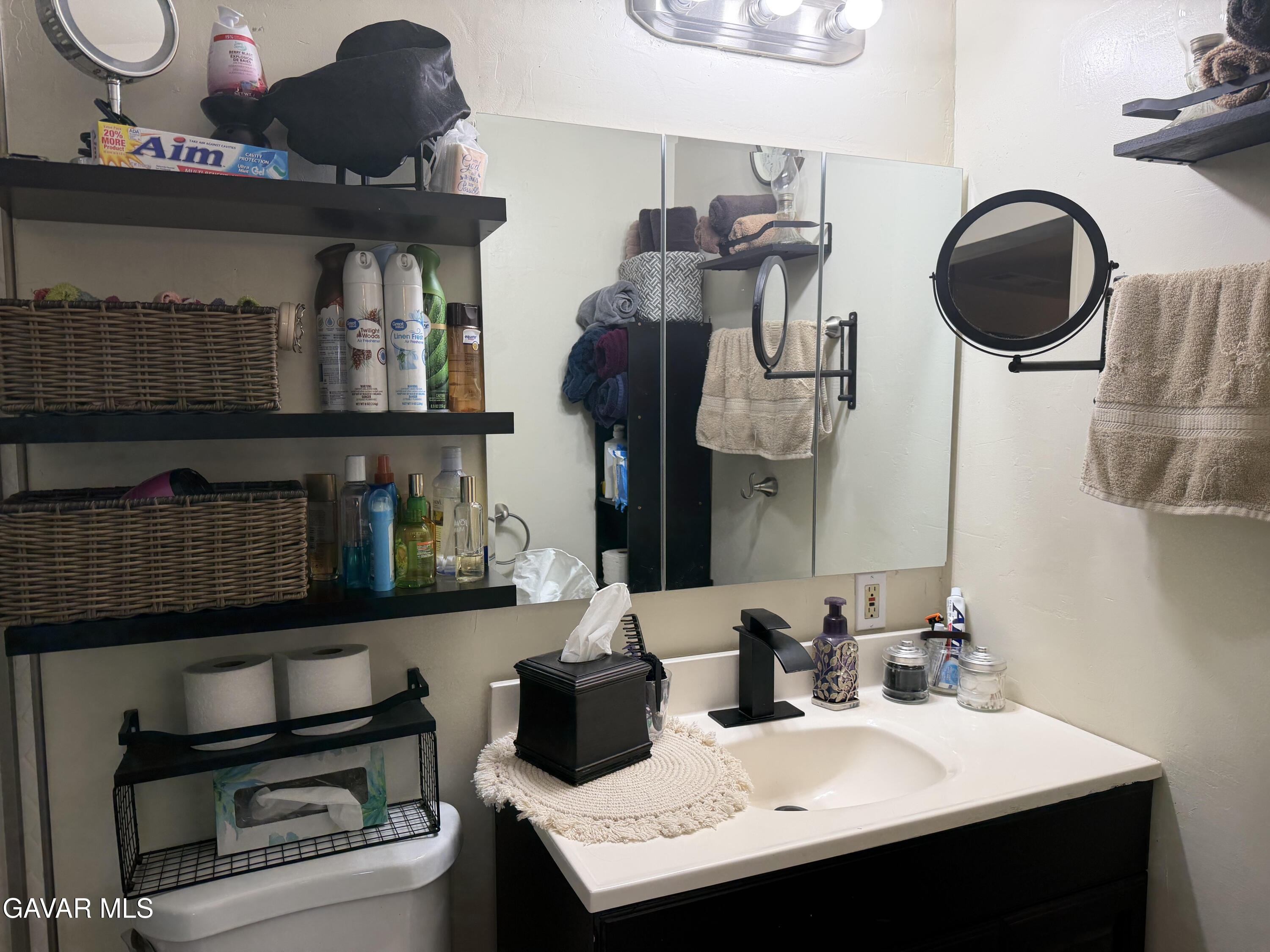 44213 Fenhold Street Lancaster, CA 93535 - Photo 12 of 16 f24