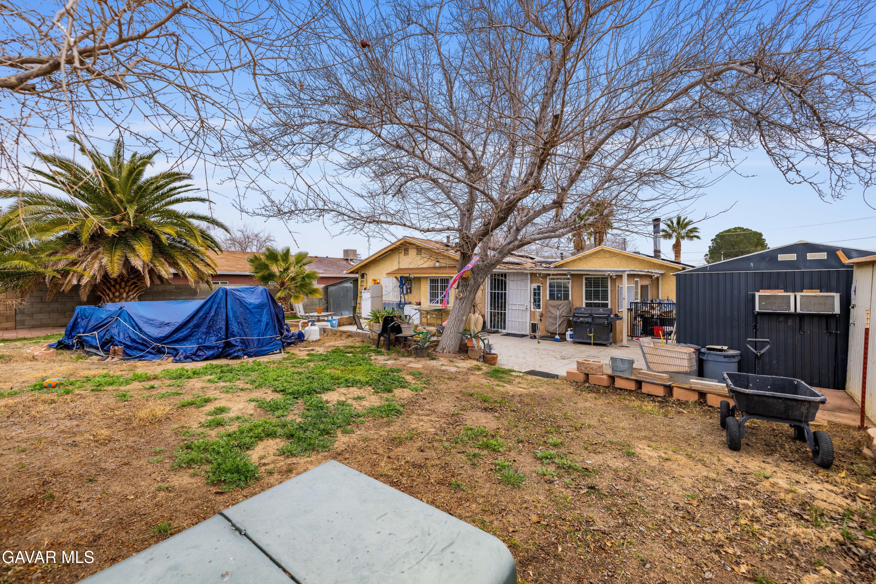 44213 Fenhold Street Lancaster, CA 93535 - Photo 20 of 30 44213 Fenhold St-31