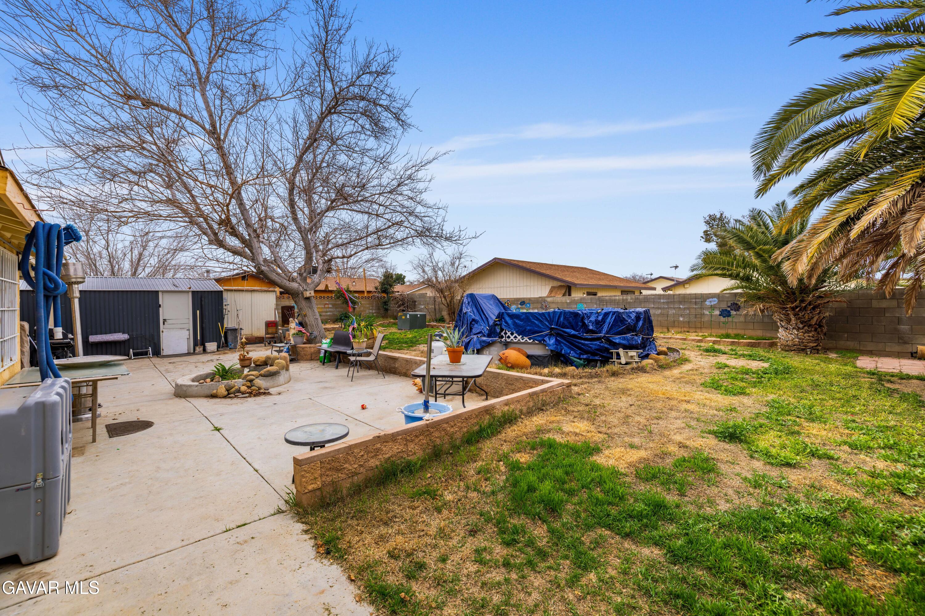 44213 Fenhold Street Lancaster, CA 93535 - Photo 22 of 30 44213 Fenhold St-33