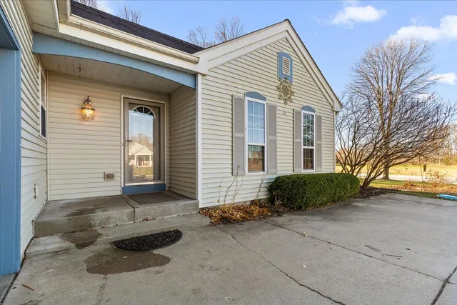 $449,000 | 88 King Oak Court, Random Lake, WI 53075