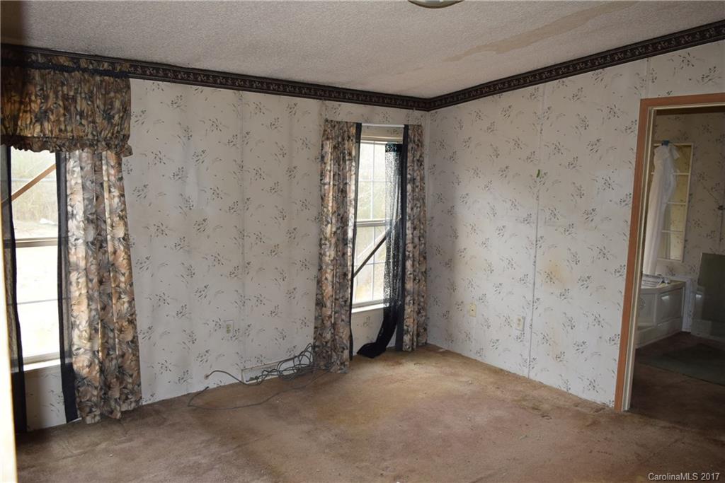 615 Queens Road Gastonia, NC 28052 - Photo 11 of 19 Gallery Image 11