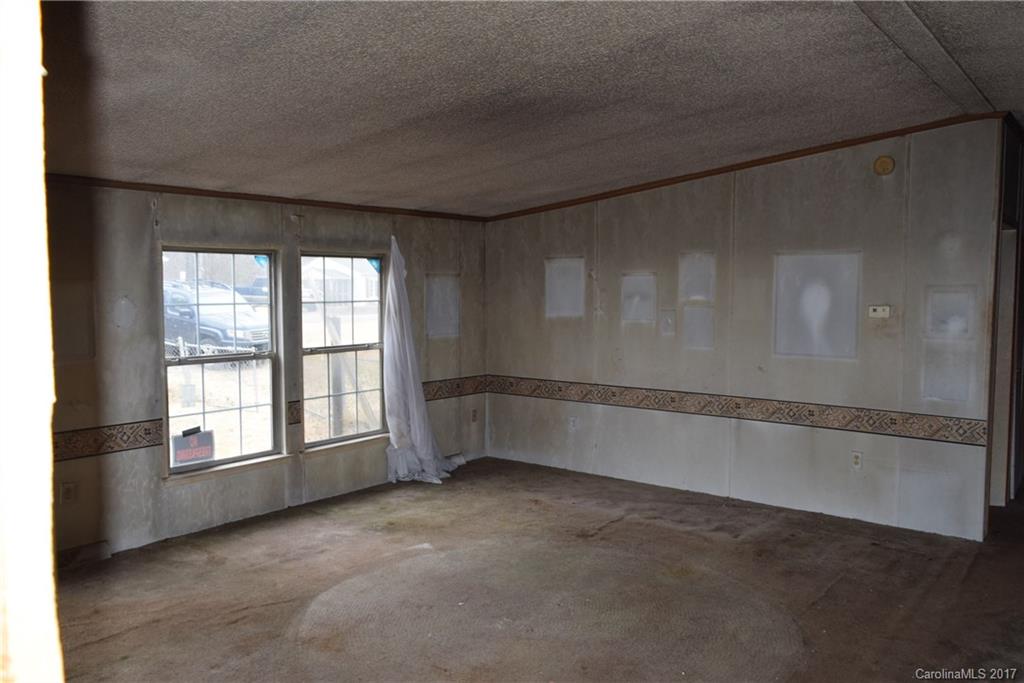 615 Queens Road Gastonia, NC 28052 - Photo 15 of 19 Gallery Image 15