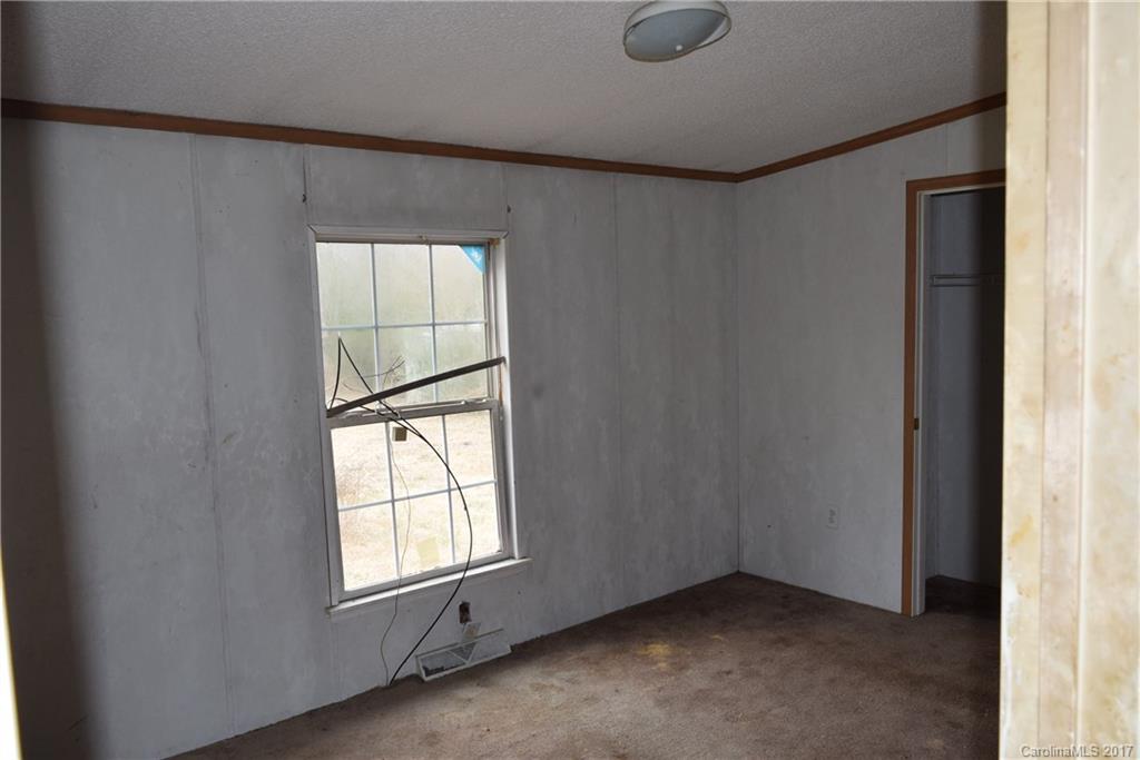 615 Queens Road Gastonia, NC 28052 - Photo 16 of 19 Gallery Image 16
