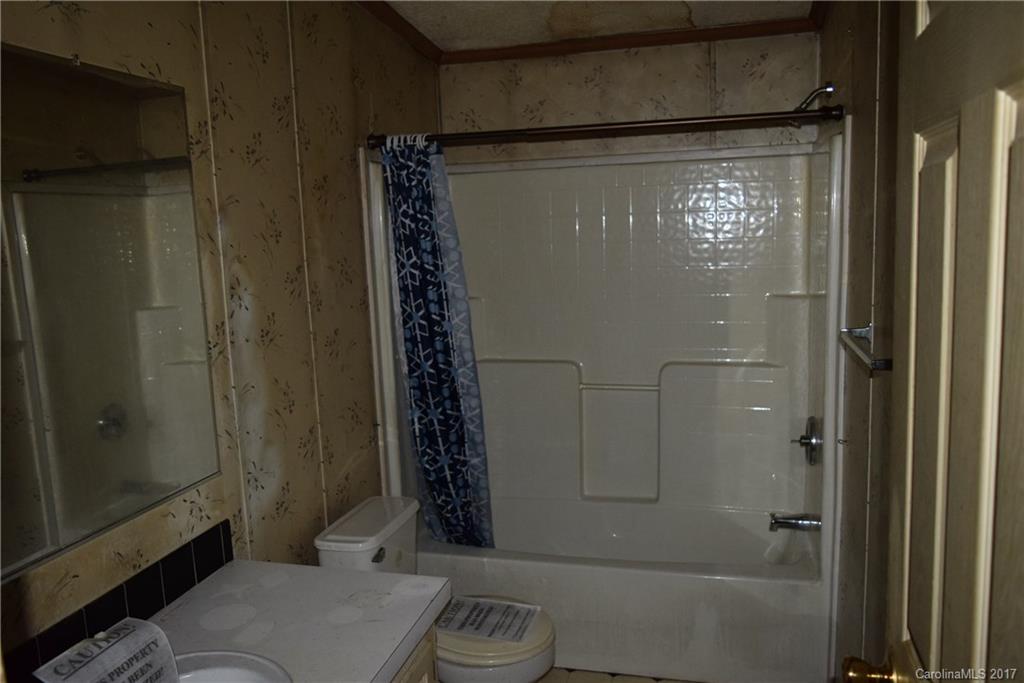 615 Queens Road Gastonia, NC 28052 - Photo 17 of 19 Gallery Image 17