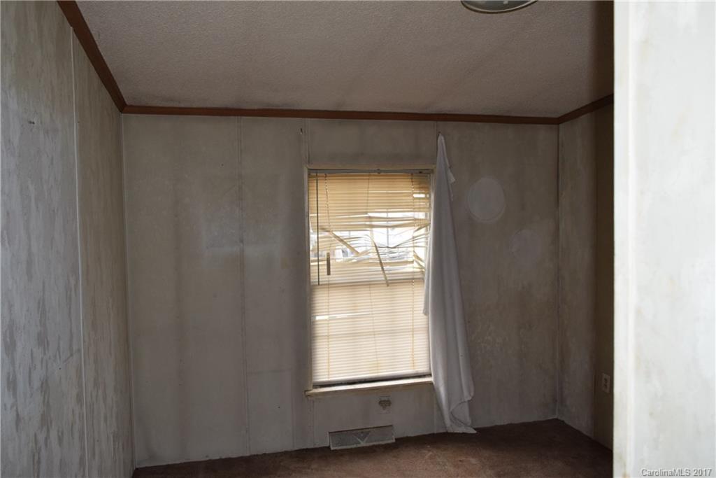 615 Queens Road Gastonia, NC 28052 - Photo 18 of 19 Gallery Image 18