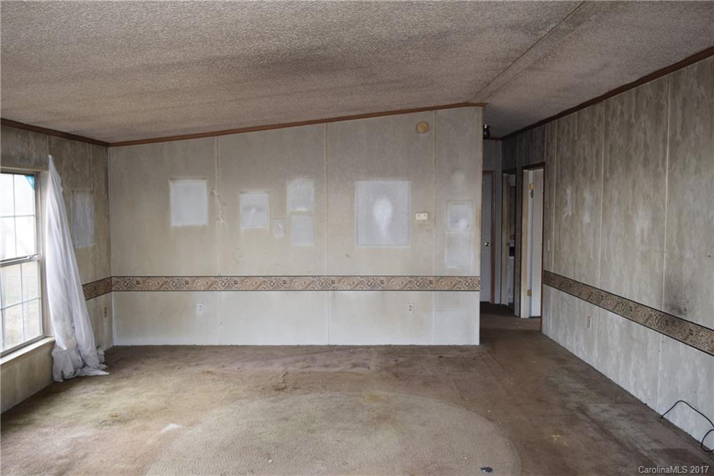 615 Queens Road Gastonia, NC 28052 - Photo 6 of 19 Gallery Image 6