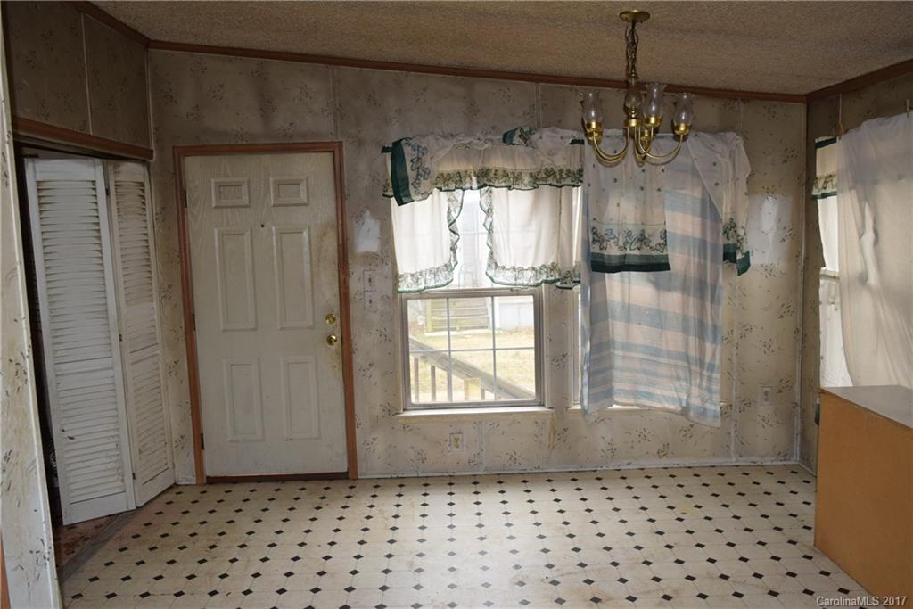 615 Queens Road Gastonia, NC 28052 - Photo 10 of 19 Gallery Image 10