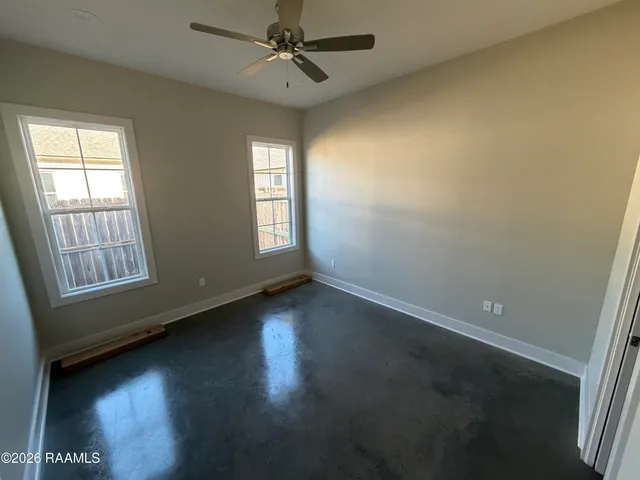 $2,150 | 209 Silver Star, Youngsville, LA 70592