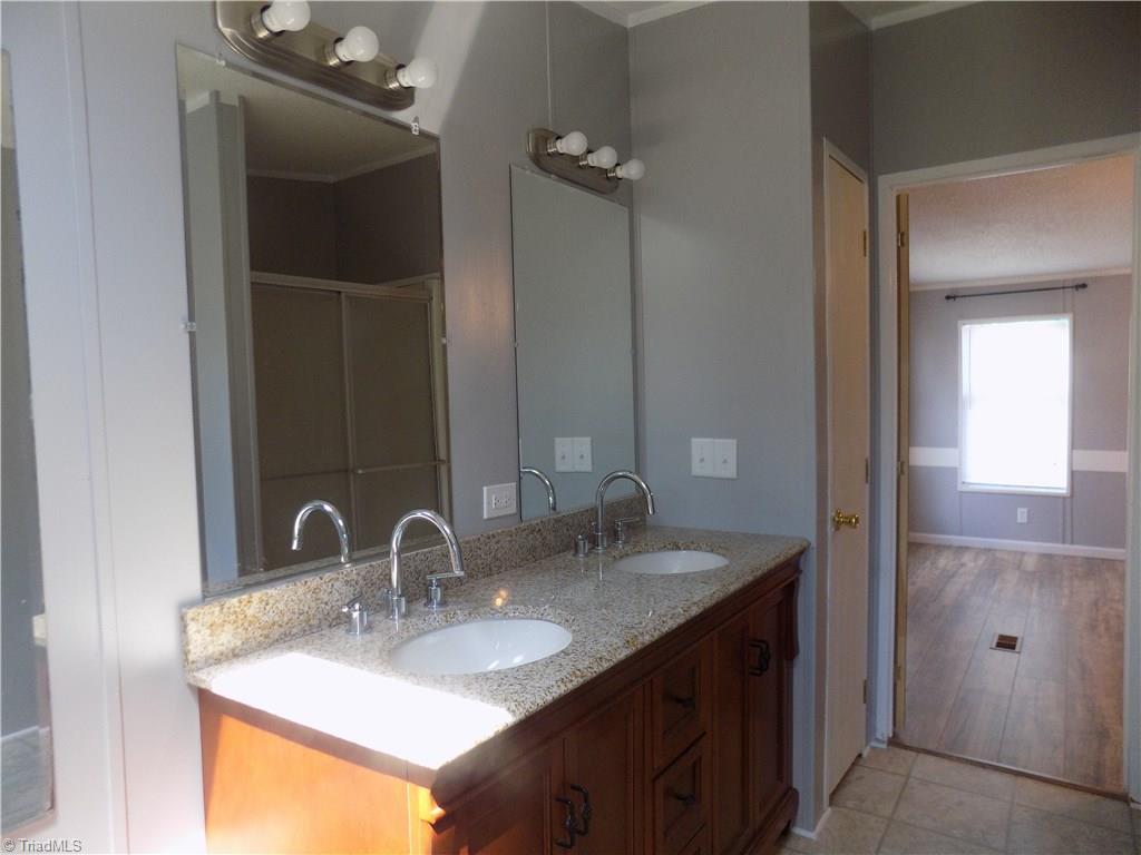 1020 Hall Ridge Lane King, NC 27021 - Photo 7 of 21