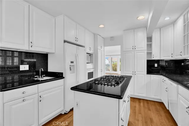 $1,099,999 | 4114 Artesia Boulevard, Torrance, CA 90504