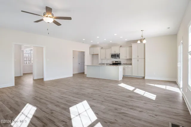 $467,000 | 2010 Yellowfin Drive, New Bern, NC 28562