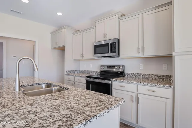 $467,000 | 2010 Yellowfin Drive, New Bern, NC 28562