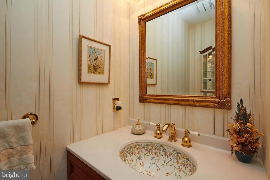 7285 Evans Mill Road McLean, VA 22101 - Photo 17 of 29 Interior (General)