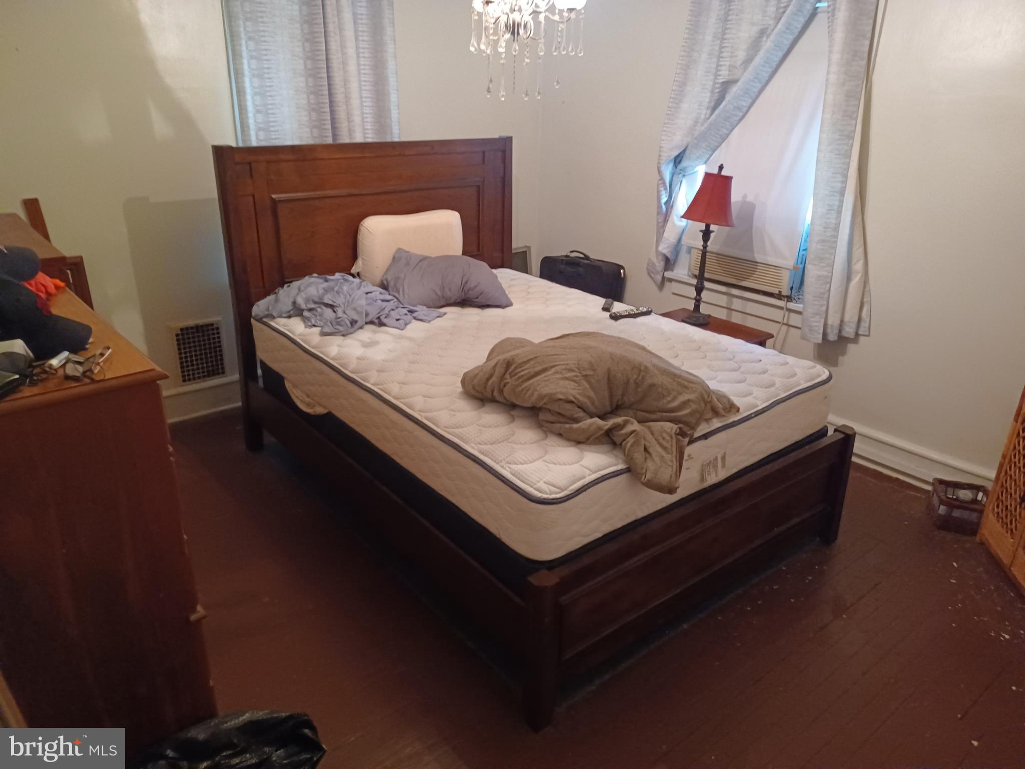 113 Spring Street Woodbury, NJ 08096 - Photo 7 of 16 Gallery Image 7