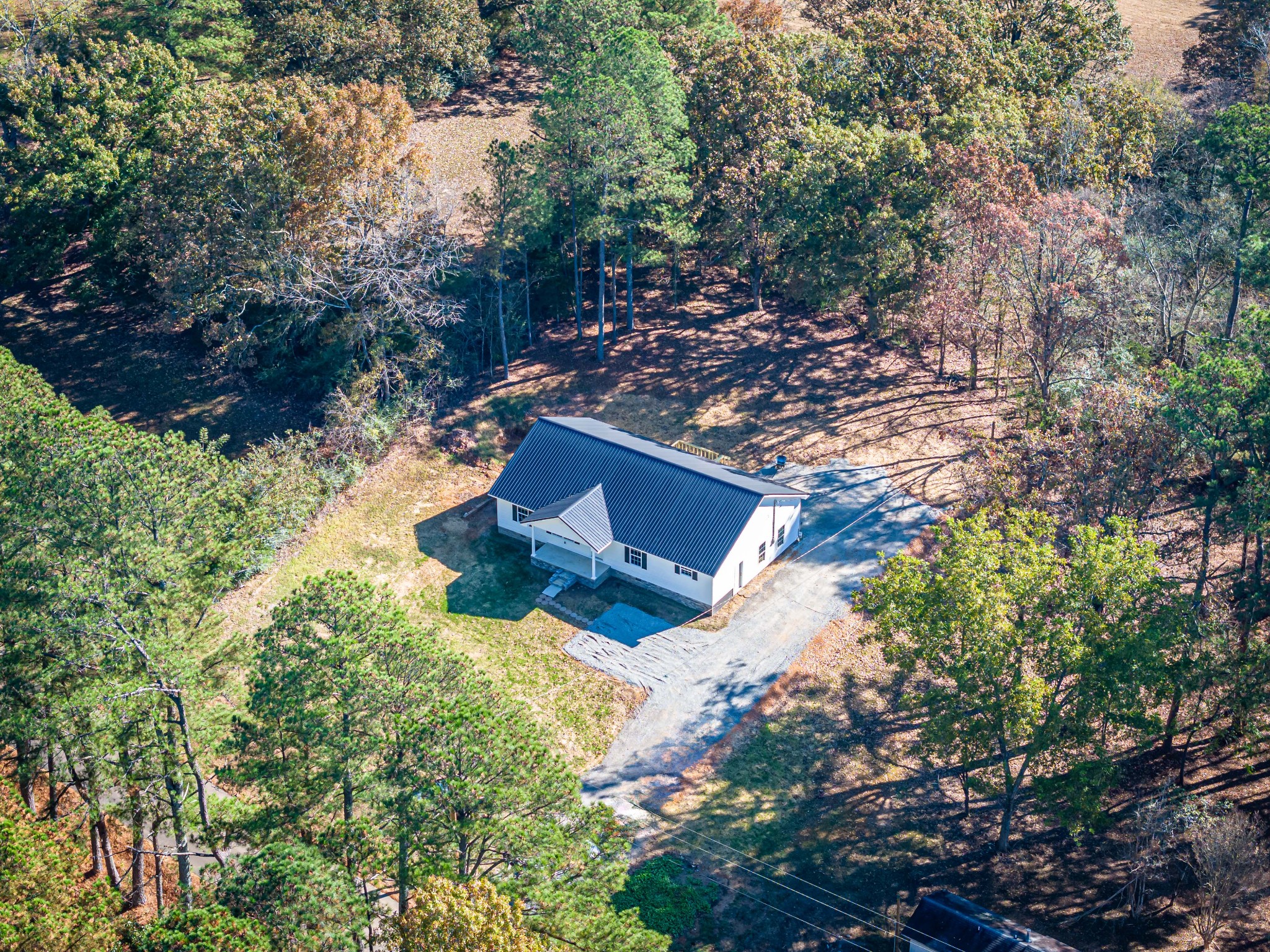 414 Davis Mill Road Parsons, TN 38363 - Photo 5 of 26 Gallery Image 5