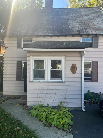 $2,200 | 14 Marconi Road, Worcester, MA 01606
