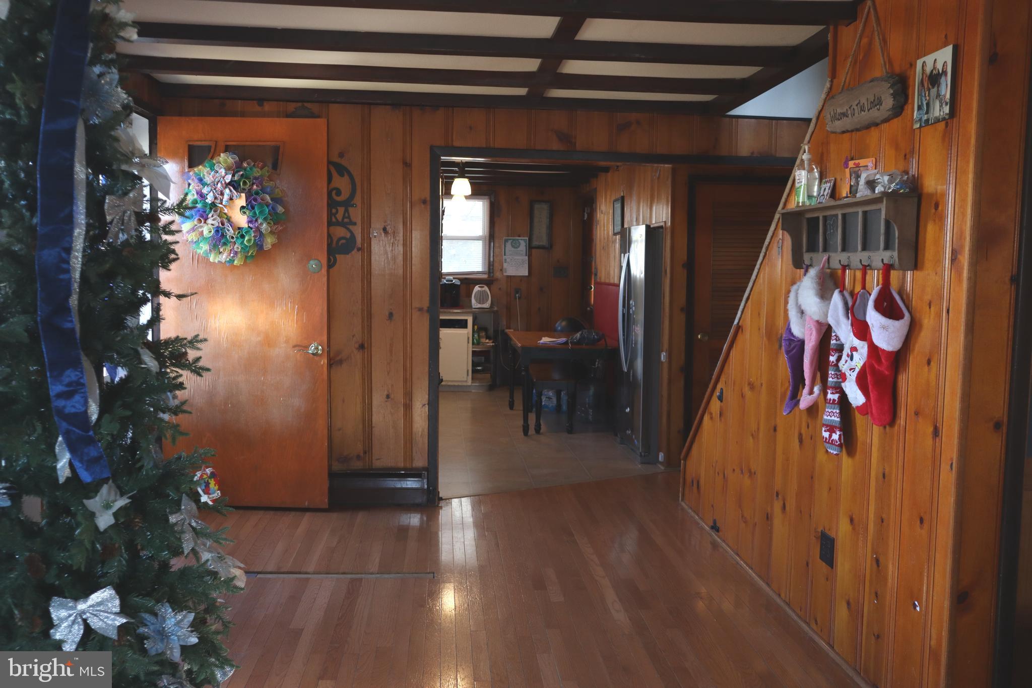 121 Patterson Avenue Bellmawr, NJ 08031 - Photo 4 of 20 a view of entryway