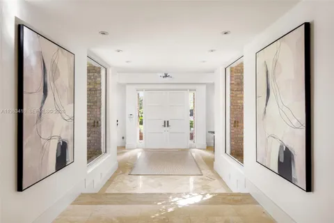 $16,900,000 | 9000 Arvida Drive, Coral Gables, FL 33156