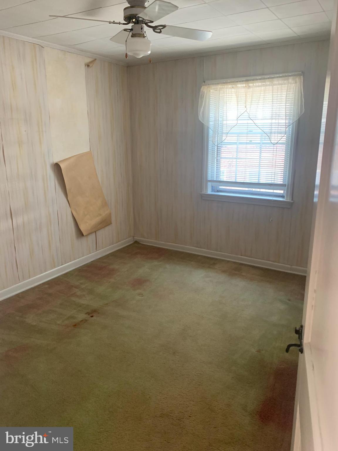 437 Grace Road Upper Darby, PA 19082 - Photo 8 of 15