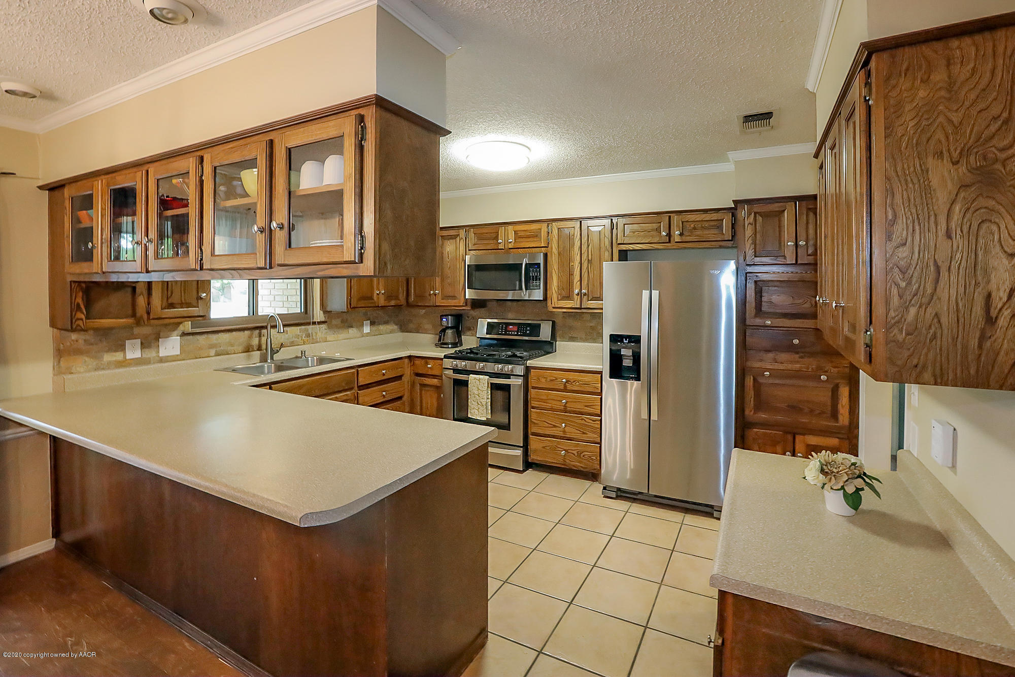 6701 Bayswater Road Amarillo, TX 79109 - Photo 9 of 27 Kitchen