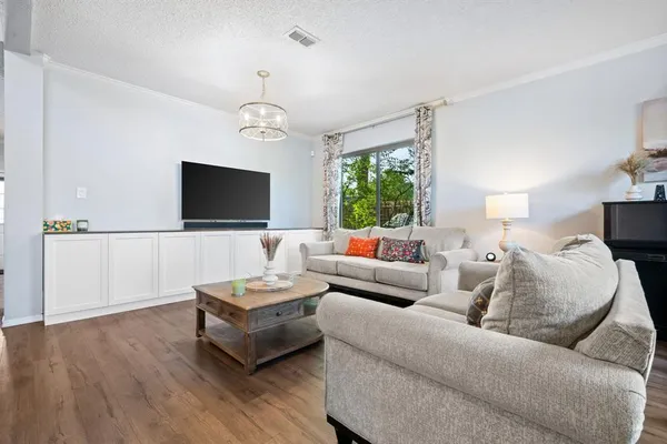 $489,900 | 2113 Carriage Hill, Denton, TX 76207