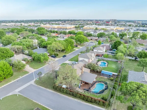 $489,900 | 2113 Carriage Hill, Denton, TX 76207