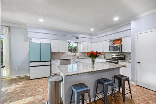 $489,900 | 2113 Carriage Hill, Denton, TX 76207