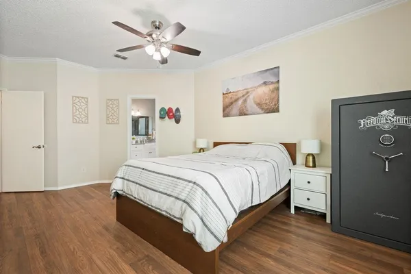 $489,900 | 2113 Carriage Hill, Denton, TX 76207
