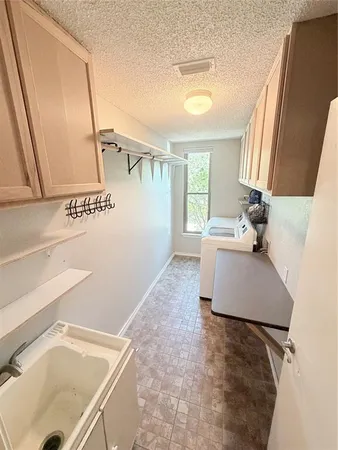 $489,900 | 2113 Carriage Hill, Denton, TX 76207